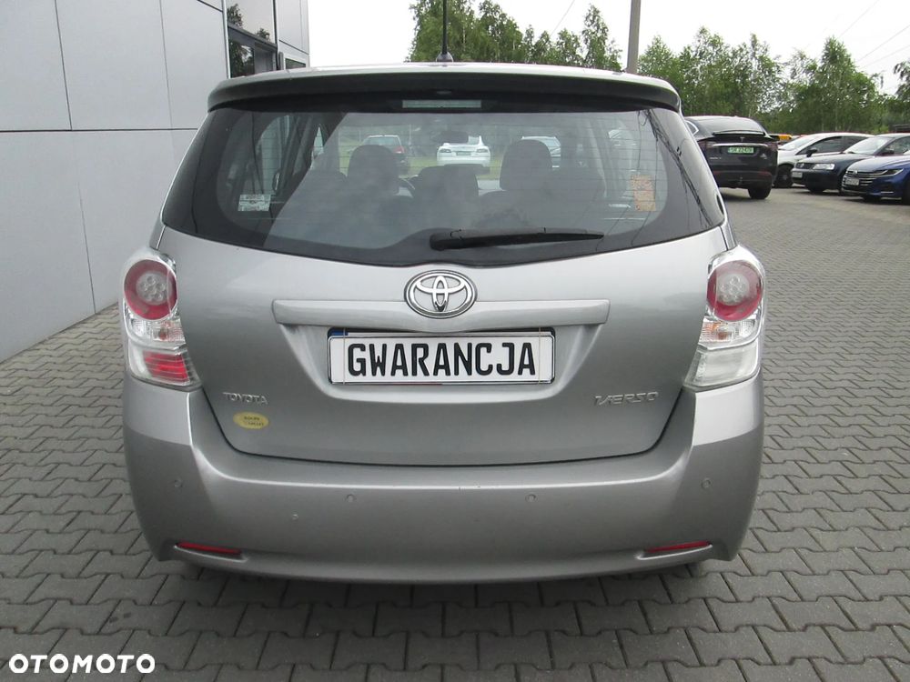 Toyota Verso 2.0 D-4D Life - 2