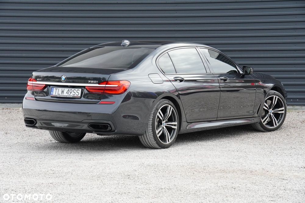 BMW Seria 7 750Li xDrive - 16