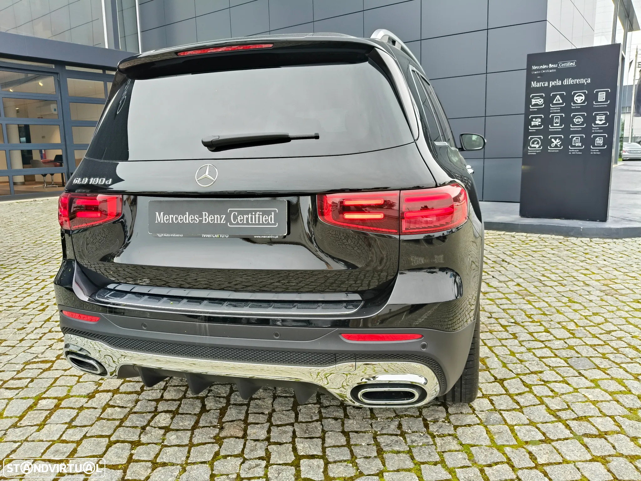 Mercedes-Benz GLB 180 d AMG Line - 4