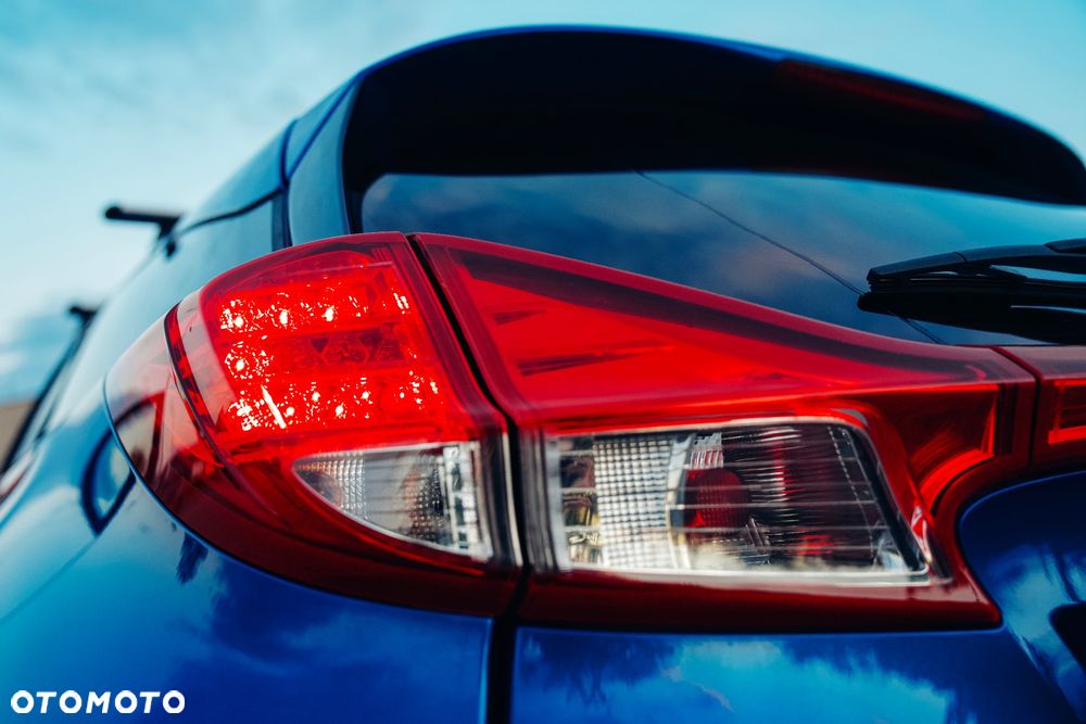 Honda Civic 1.8 Lifestyle (Honda Connect+) - 11