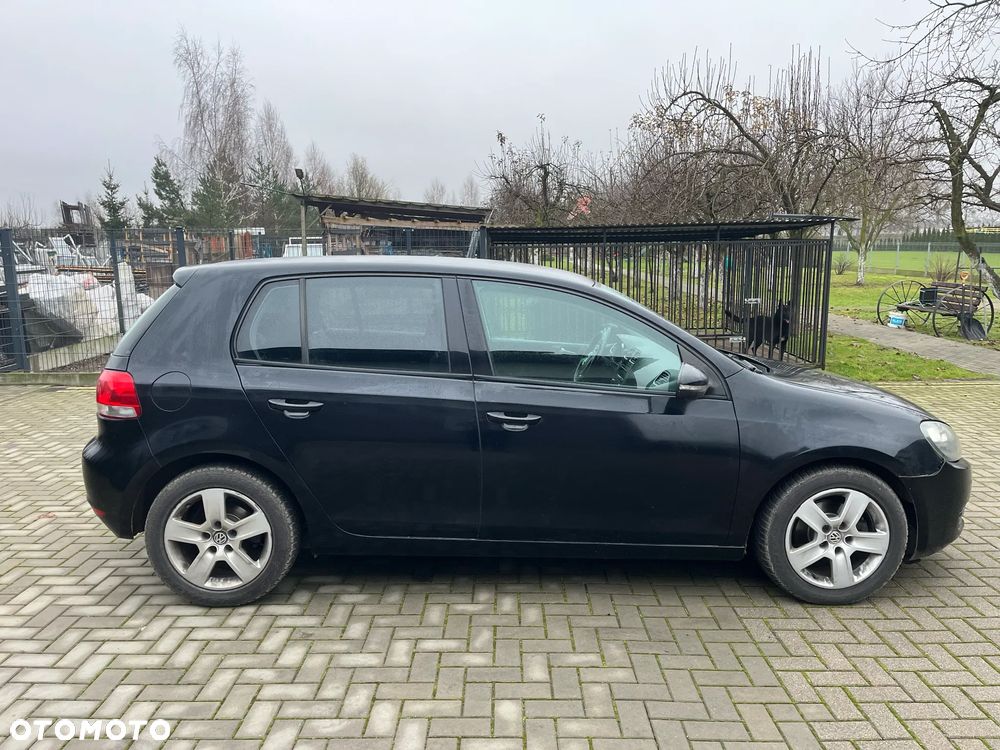 Volkswagen Golf 2.0 TDI Highline - 6