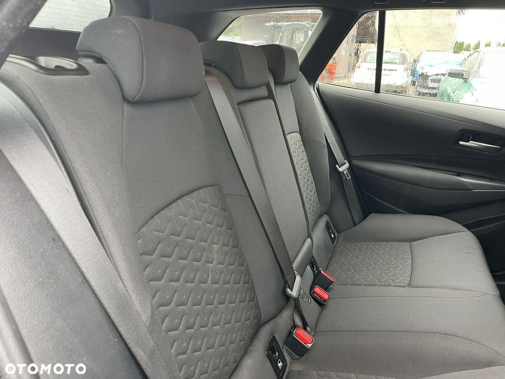 Toyota Corolla 2.0 Hybrid Comfort - 12