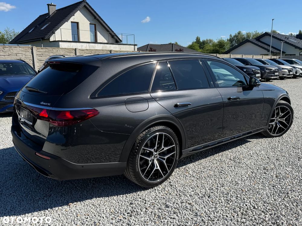Mercedes-Benz Klasa E 300 de PHEV 4-Matic Avantgarde 9G-Tronic - 17