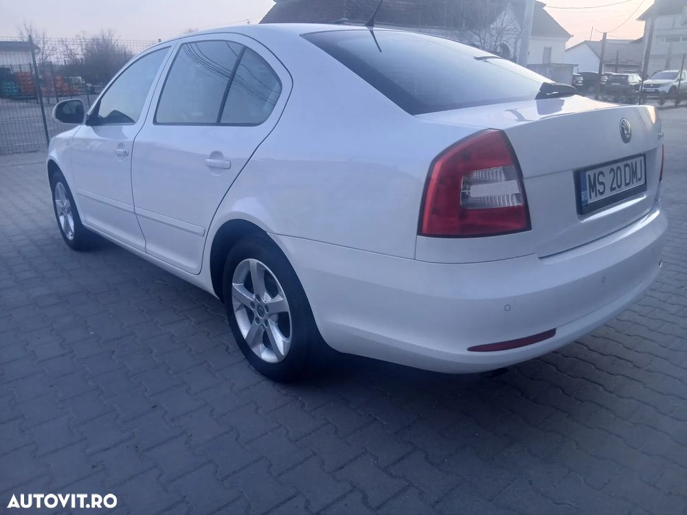 Skoda Octavia 1.2 TSI FAMILY - 6