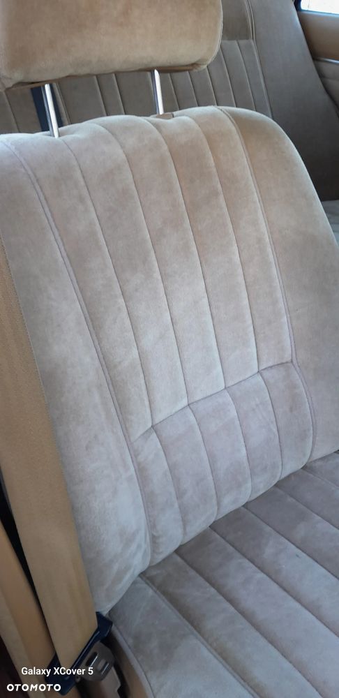 Toyota Carina - 28