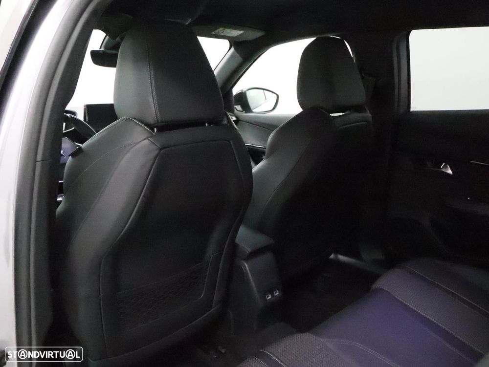 Peugeot 2008 1.5 BlueHDi GT - 29