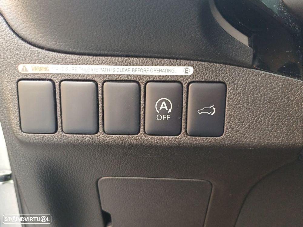 Mitsubishi Outlander 2.2 DI-D Intense+ - 20