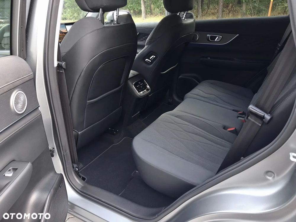 Chery Tiggo 8 1.5 T-GDI Super Hybrid Prestige DCT - 22