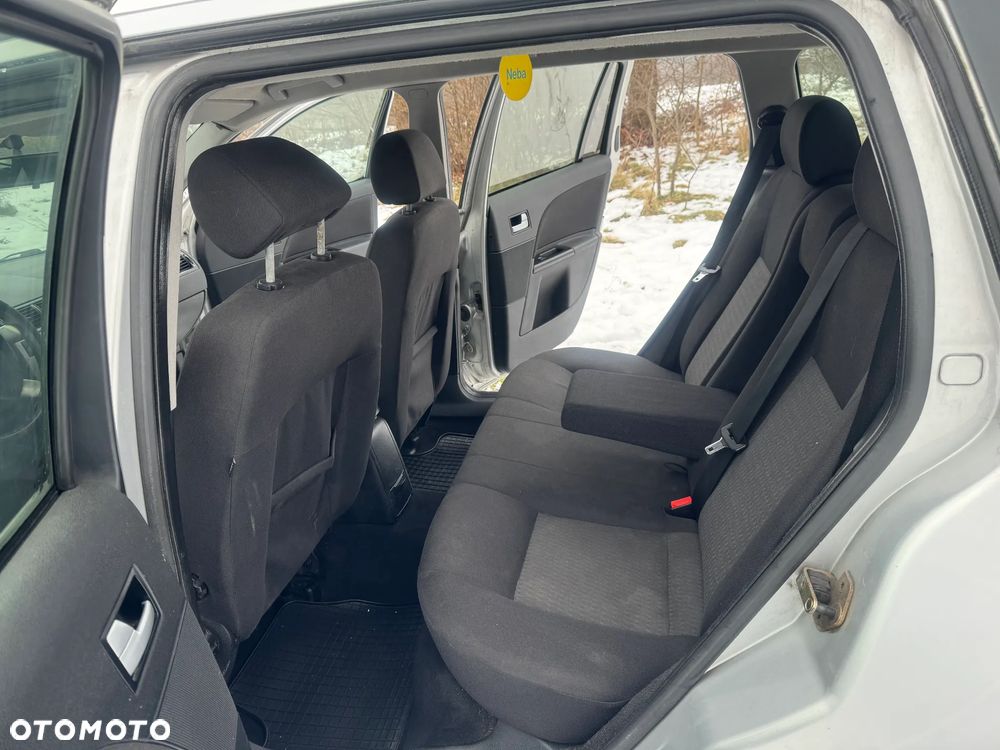 Ford Mondeo 2.0 TDCi Ghia - 12