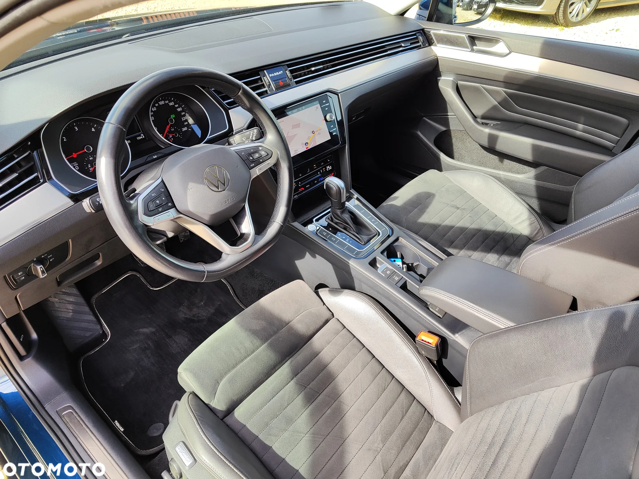 Volkswagen Passat 2.0 TDI EVO Elegance DSG - 25