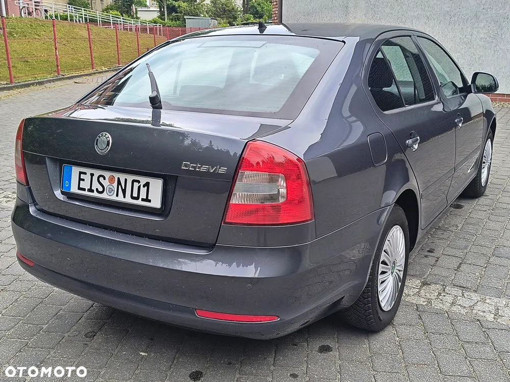 Skoda Octavia 1.6 Active - 5