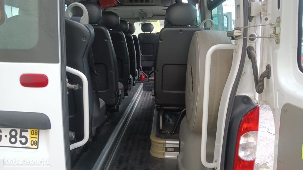 Renault Master 2.5 dCi L3H3 3.5T 120 SE PC - 11