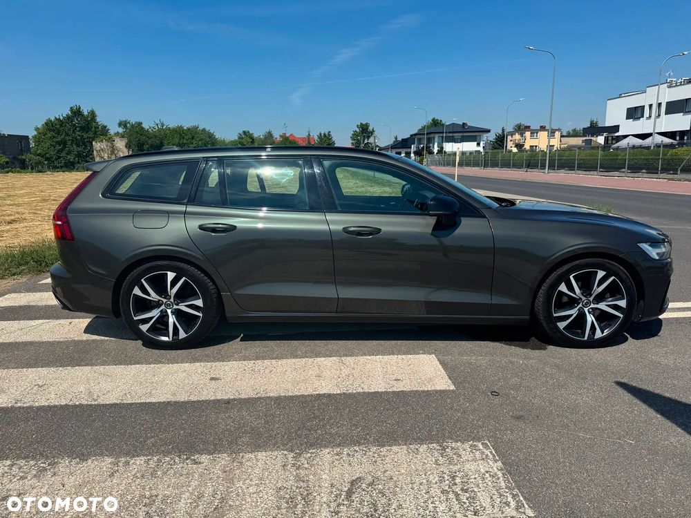 Volvo V60 D4 Geartronic R-Design - 6