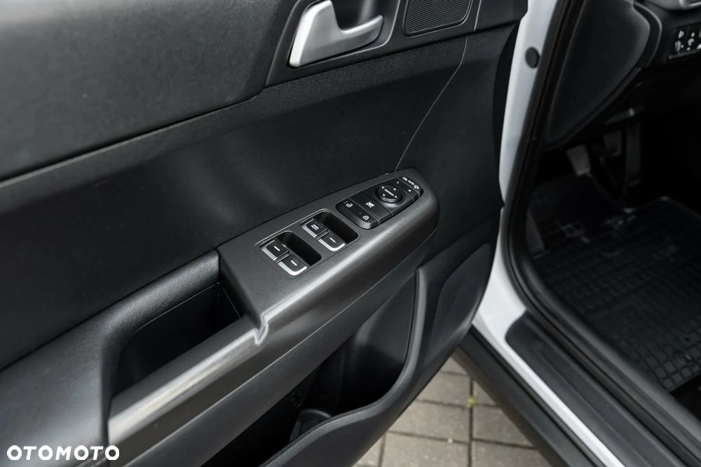 Kia Sportage 1.6 GDI 2WD VISION - 29