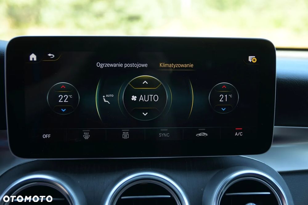 Mercedes-Benz GLC 220 d 4Matic 9G-TRONIC - 33