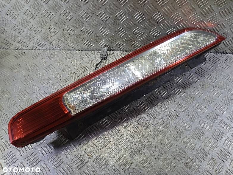 LAMPA PRAWA TYLNA FORD FOCUS MK2 - 1