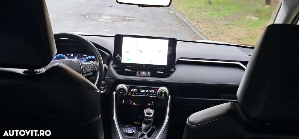 Toyota RAV4 2.5 VVT-iE 4x4 Luxury Premium - 26