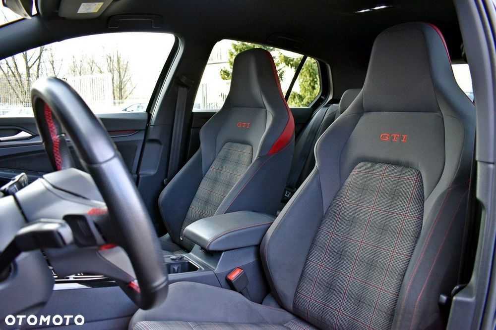 Volkswagen Golf 2.0 TSI GTI DSG - 10