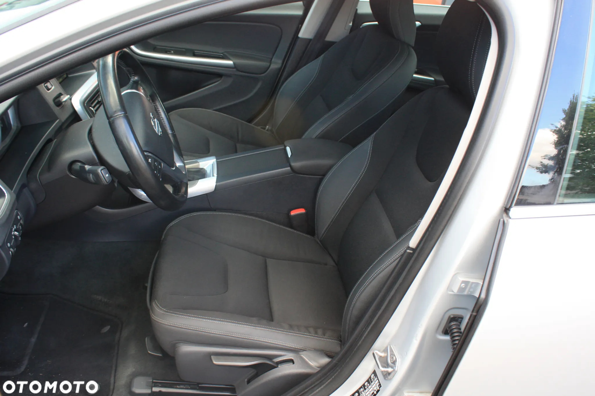 Volvo S60 D3 Kinetic - 21