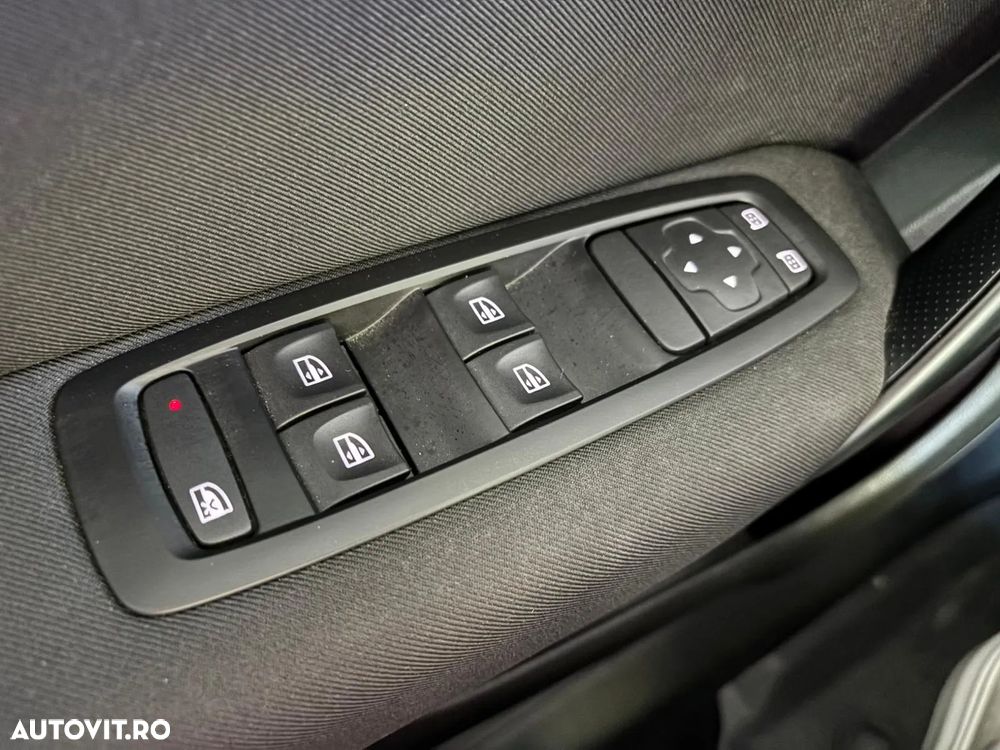 Renault Megane TCe GPF Zen - 24