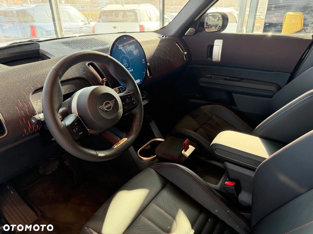 MINI Countryman C John Cooper Works Trim - 11