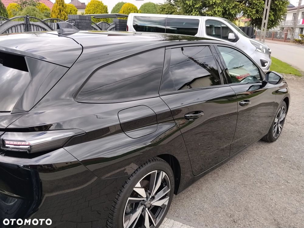Peugeot 308 BlueHDi 130 EAT8 Allure - 11