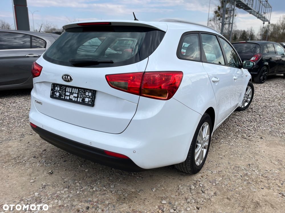 Kia Ceed 1.6 GDI Edition 7 - 27