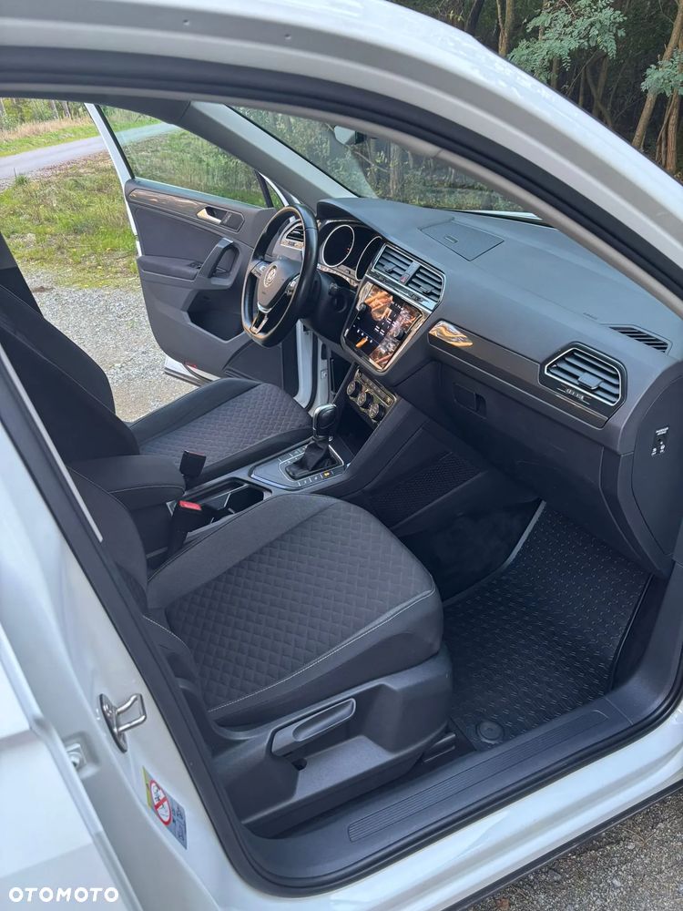 Volkswagen Tiguan 2.0 TDI SCR DSG ACTIVE - 24