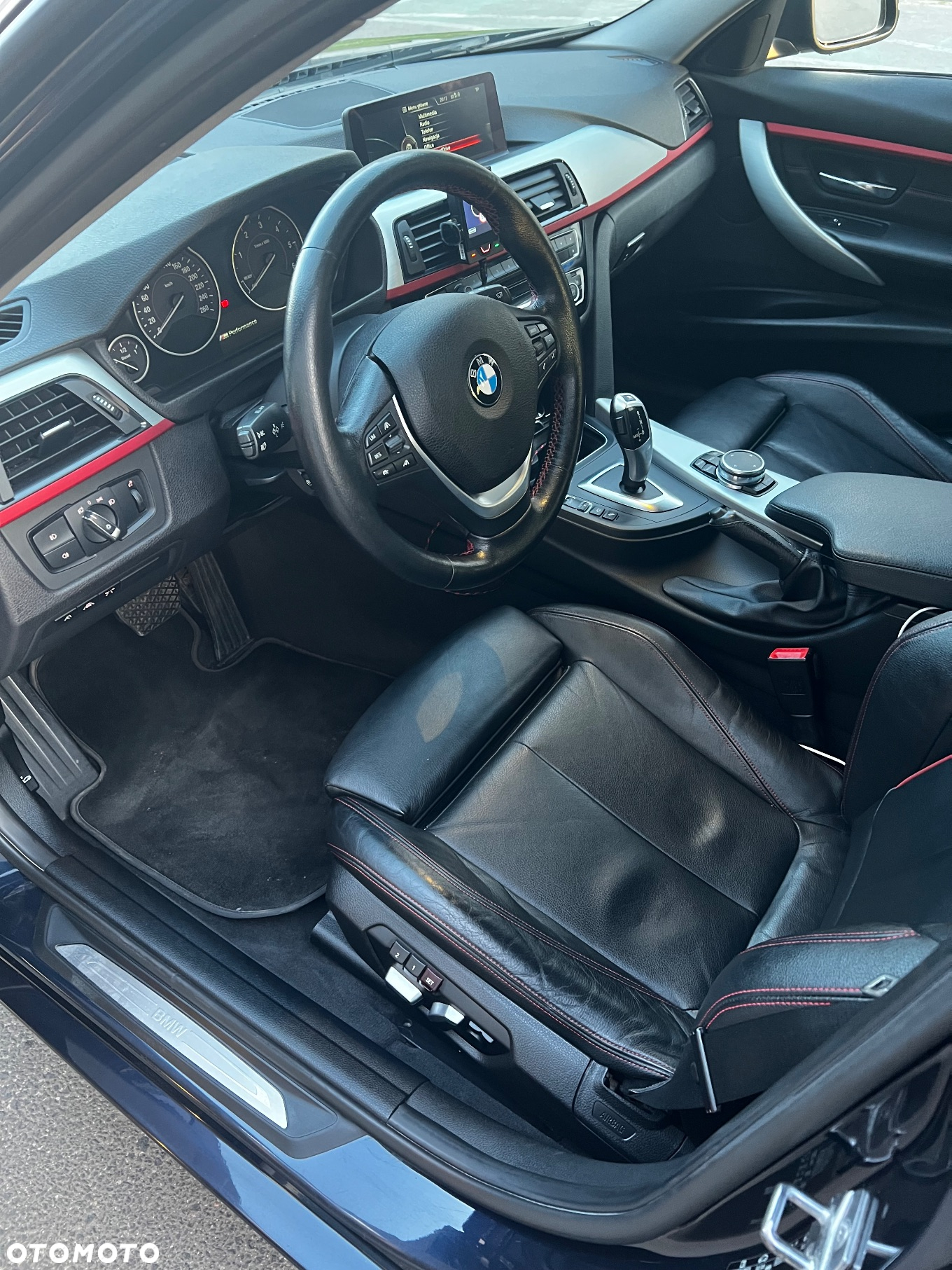 BMW Seria 3 330d Touring Sport Line - 23