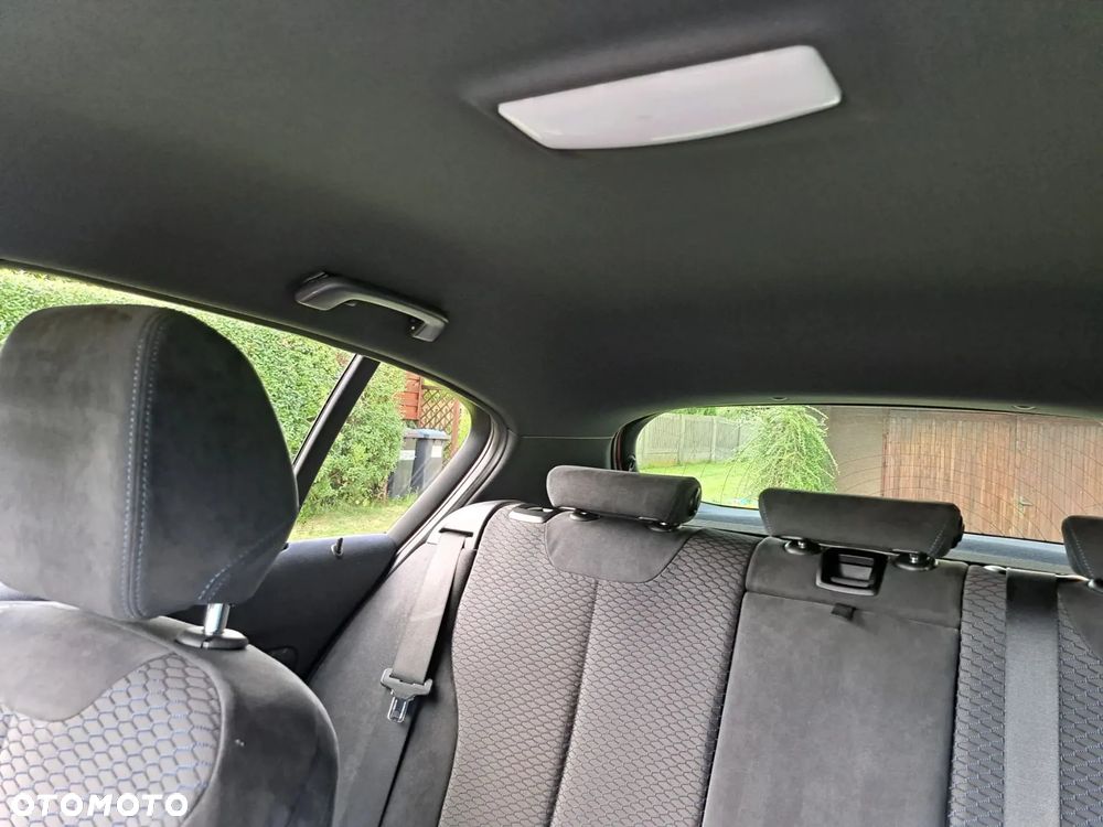 BMW Seria 1 118i - 11