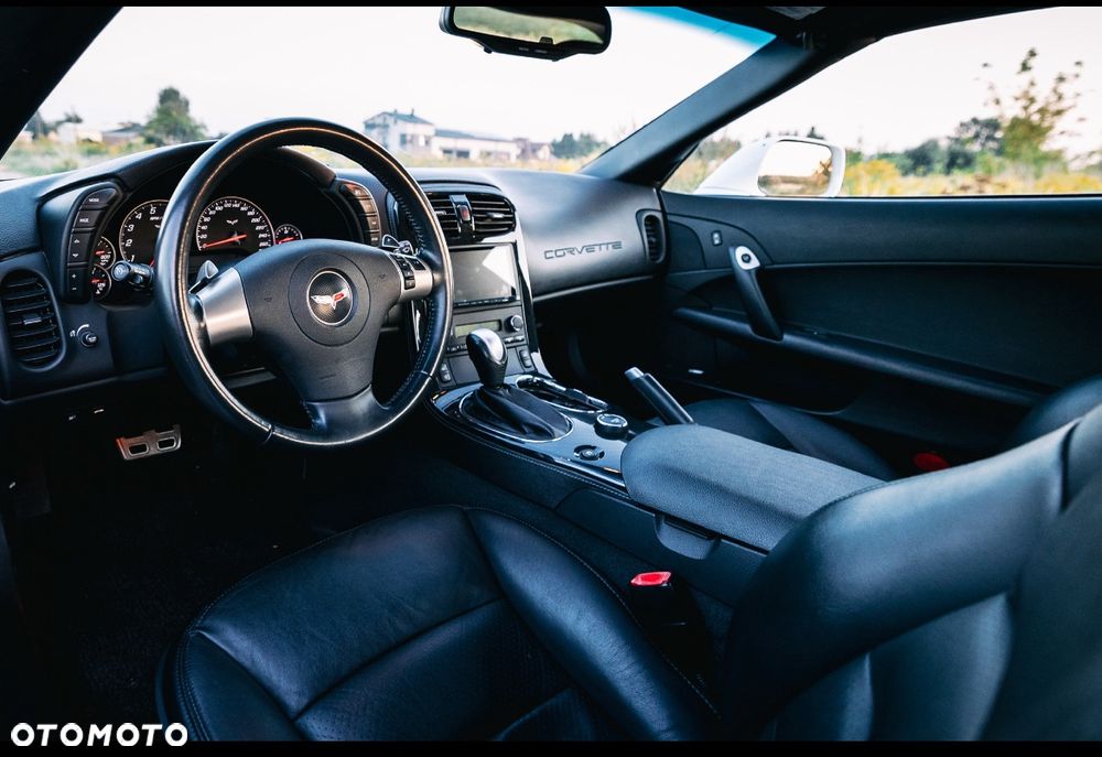 Chevrolet Corvette ver-stingray-3lt-6-2-v8-cabrio-automatik - 4