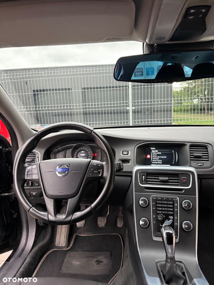 Volvo V60 D2 Kinetic - 4