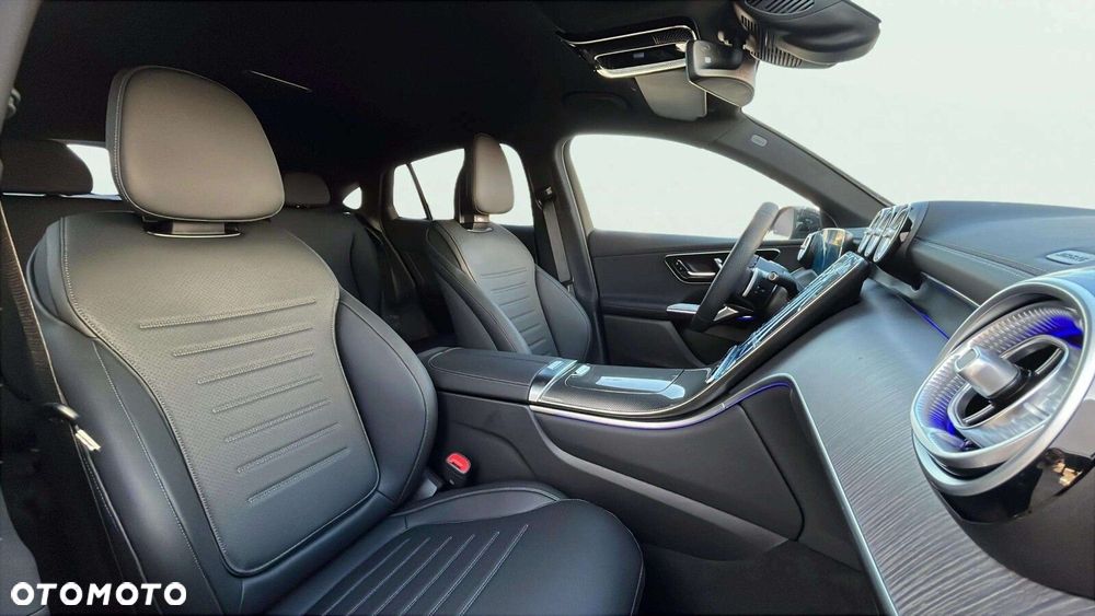 Mercedes-Benz GLC - 9
