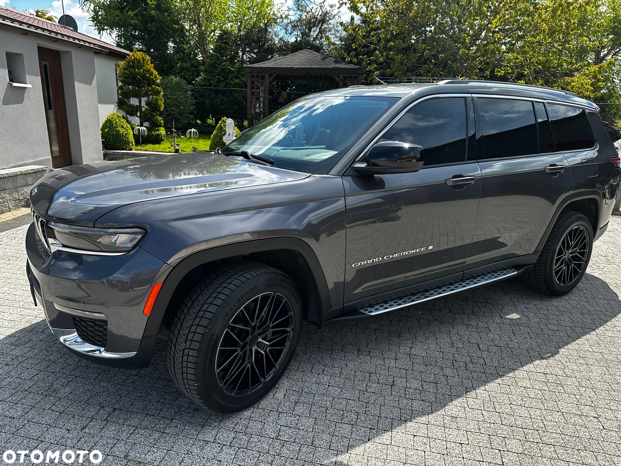 Jeep Grand Cherokee - 8