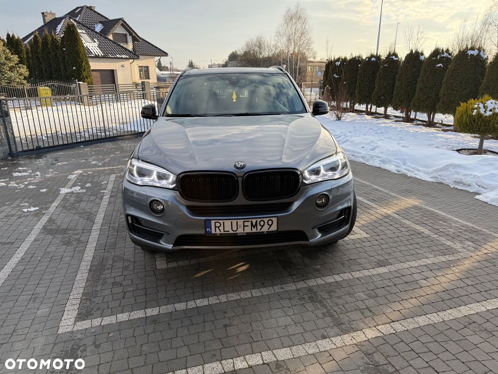 BMW X5 xDrive35i Sport-Aut - 2