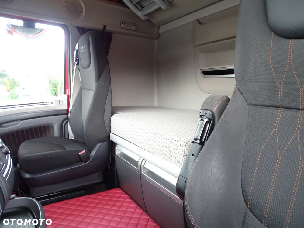 DAF XF 530 Super Space Cab Retarder Lodówka Klimatyzacja Postojowa - 9