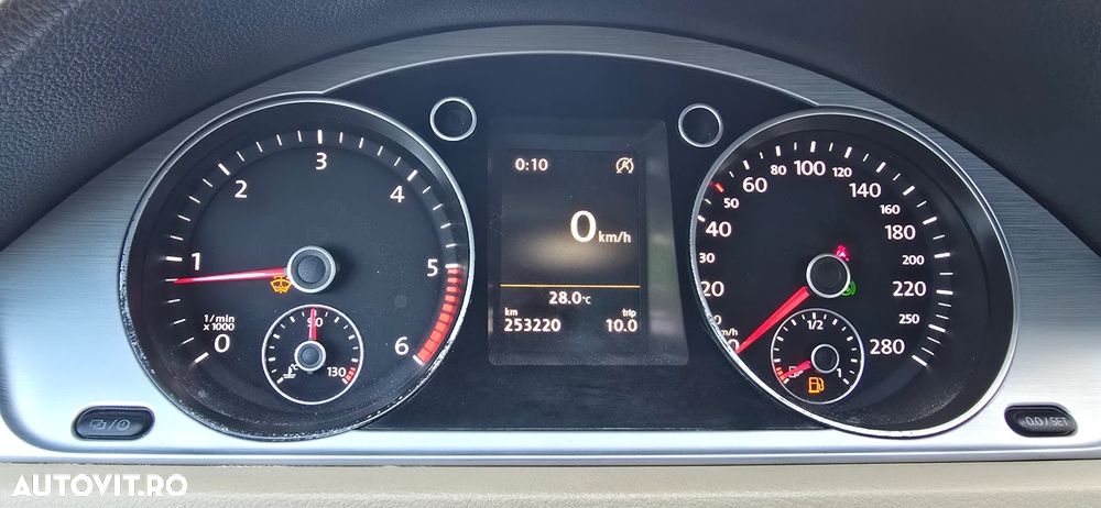 Volkswagen Passat CC 2.0 TDI DSG BMT - 20