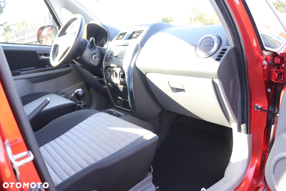 Suzuki SX4 1.6 VVT 4x4 Limited - 25