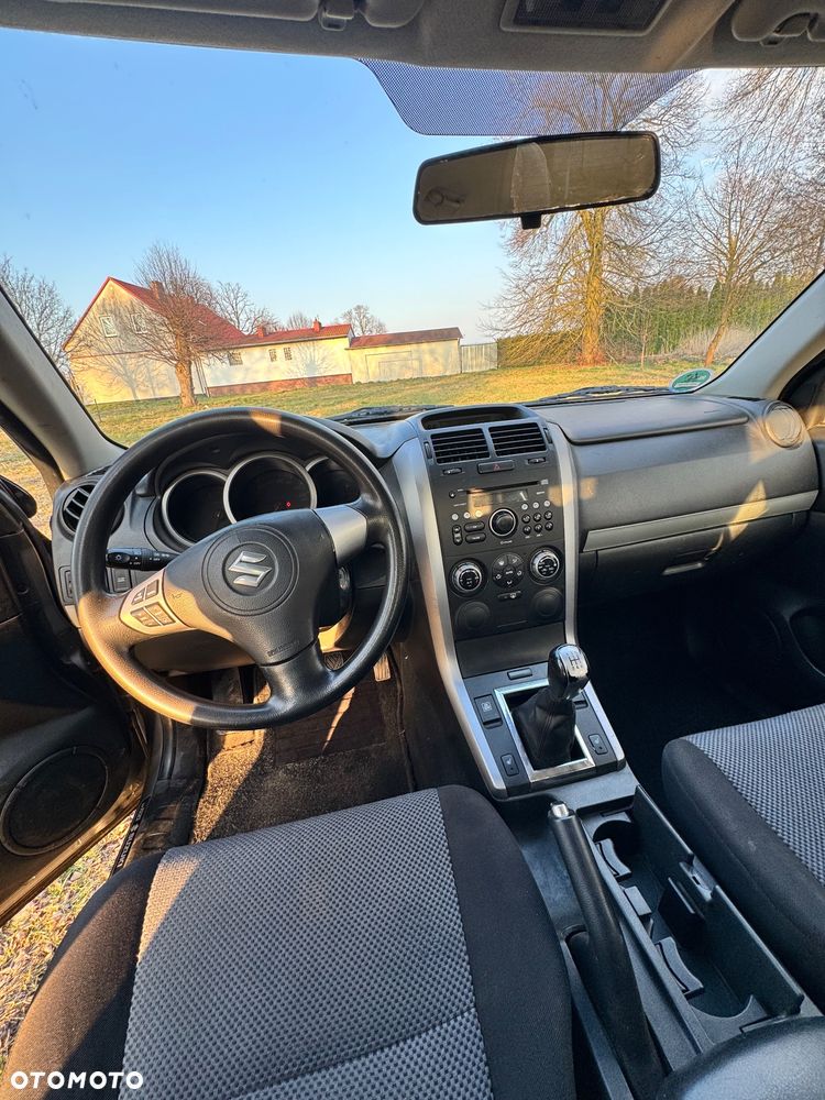 Suzuki Grand Vitara - 13