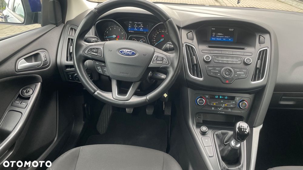 Ford Focus 1.0 EcoBoost STart-Stopp-System TITANIUM - 11