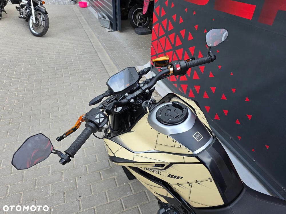 KTM Duke 790 - 17