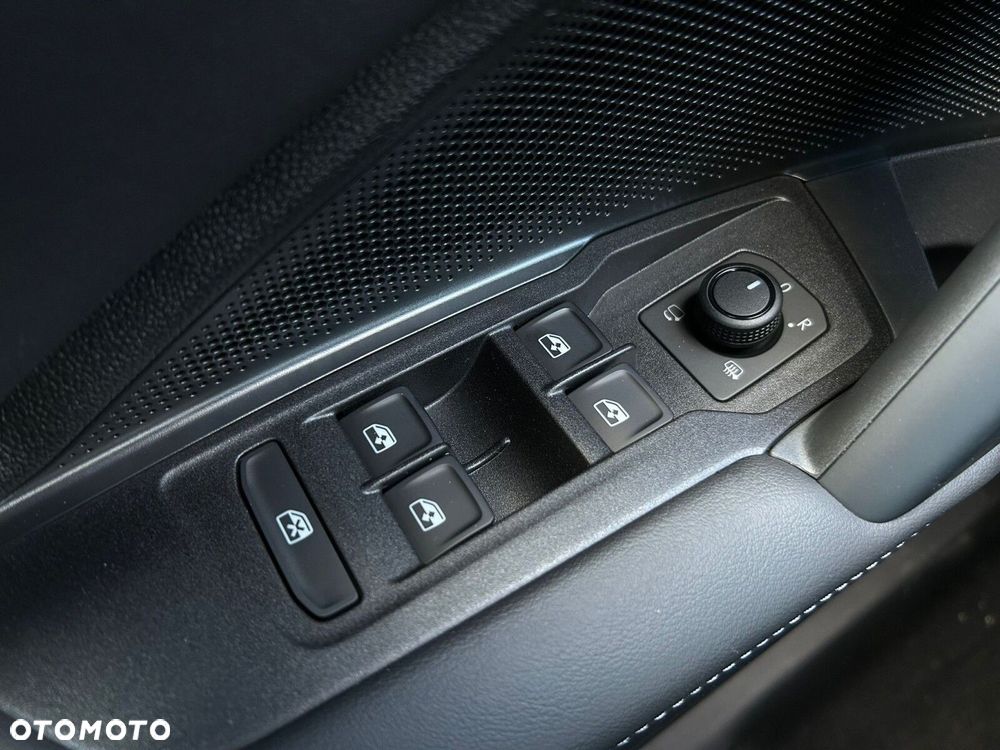 Volkswagen Tiguan - 23