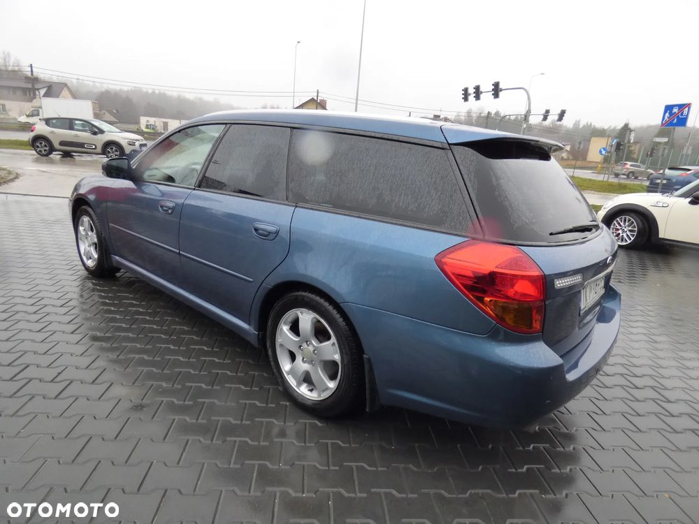 Subaru Legacy - 9