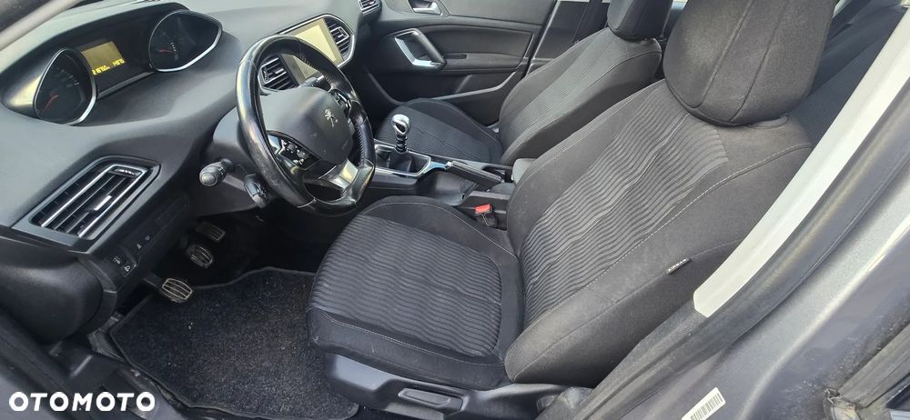 Peugeot 308 PureTech 130 Stop & Start Allure - 20