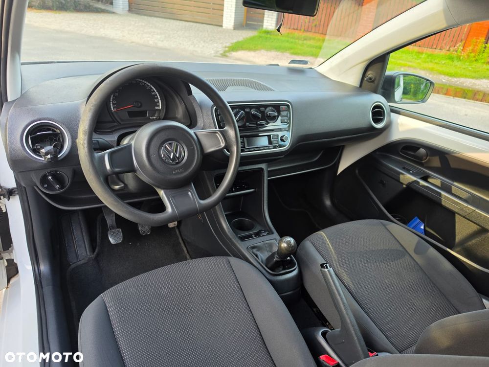 Volkswagen up! - 8
