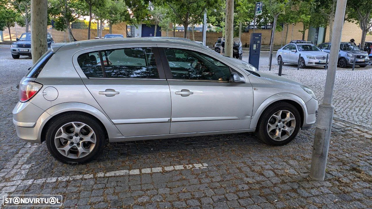 Opel Astra 1.3 CDTi Cosmo - 3