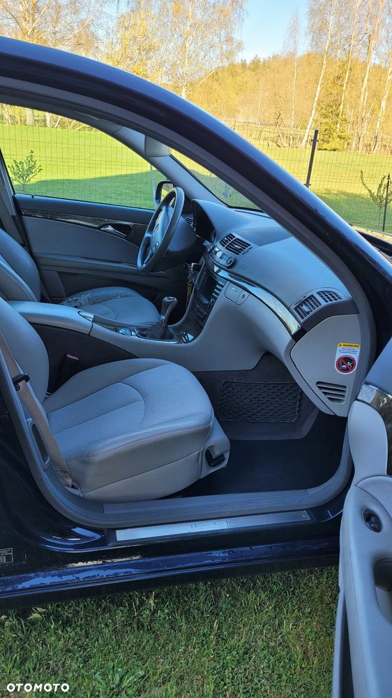 Mercedes-Benz Klasa E 200 Kompressor Avantgarde - 17
