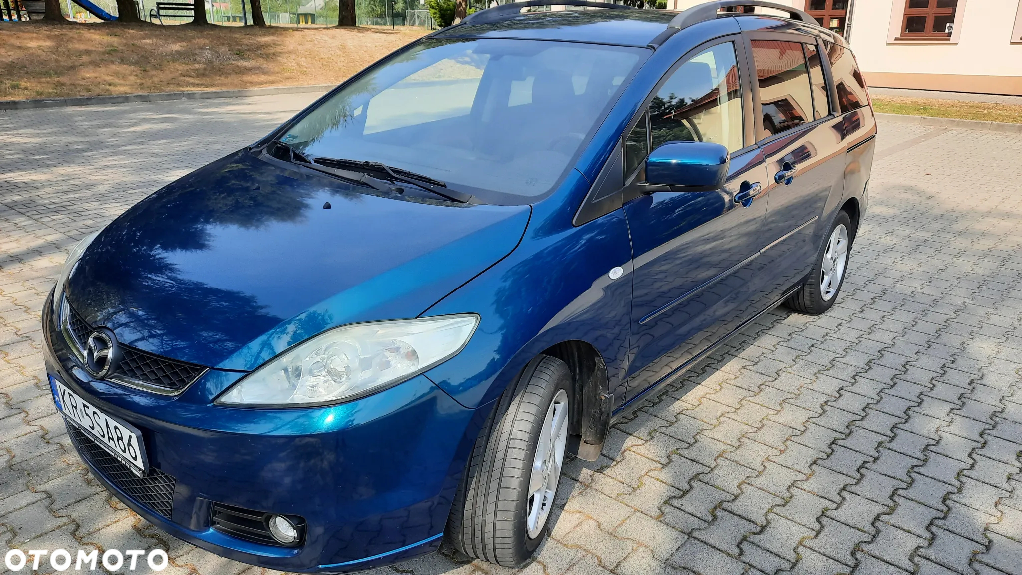 Mazda 5 - 5