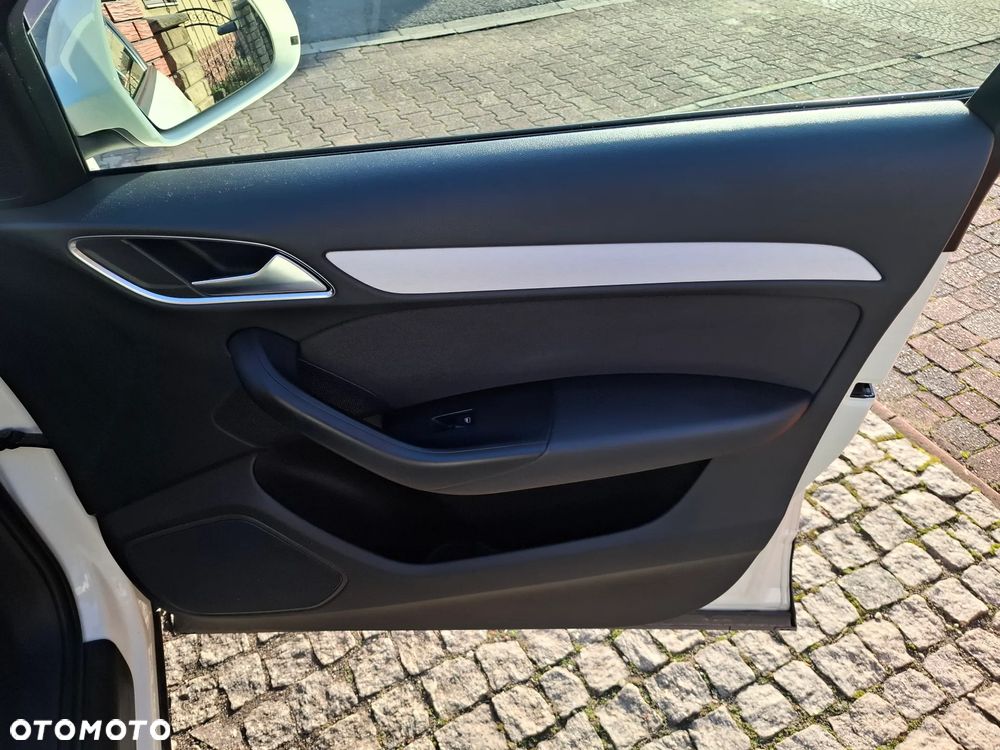 Audi Q3 2.0 TDI - 26