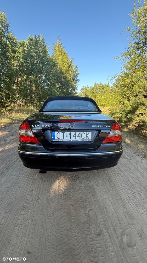 Mercedes-Benz CLK - 4